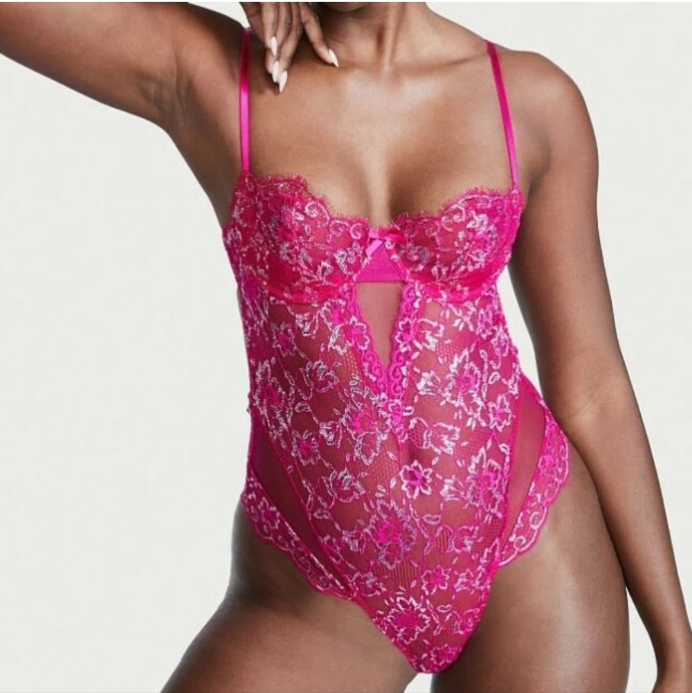 Victoria's Secret‎ Very Sexy Wicked Rose Shine Lace Cut Out Teddy Lingerie NWT